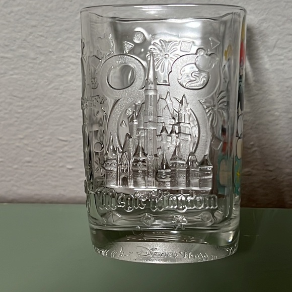 2 DisneyWorld Collectible Glasses 2000 Mickey Mouse Animal Kingdom Magic Kingdom - Picture 3 of 13